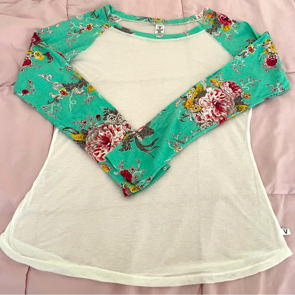Venley white sheer with mint floral long sleeves boho loungewear top, size 2X
